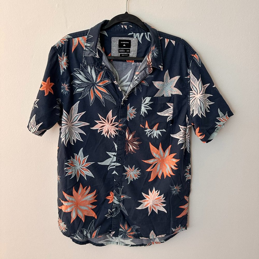 Short sleeve button down